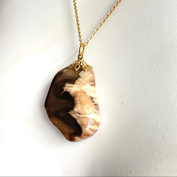 Vintage Polished Natural Stone on Premiere Designs Chain - Picture 2 of 7